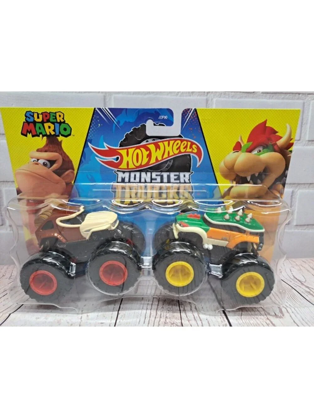 Hot Wheels Monster Trucks Donkey Kong Vs Bowser, Super‎ Mario Demolition Doubles
